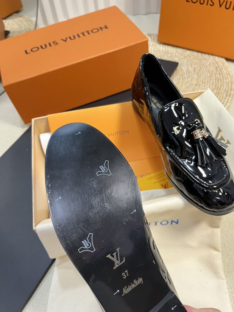 Louis Vuitton Low Shoes